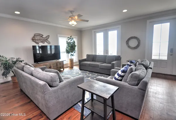 $3,425,000 | 140 East 1st Street, Ocean Isle Beach, NC 28469