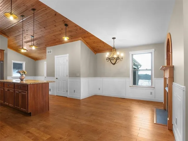 $555,000 | 4700 State Rte 21, Canandaigua Town, NY 14424