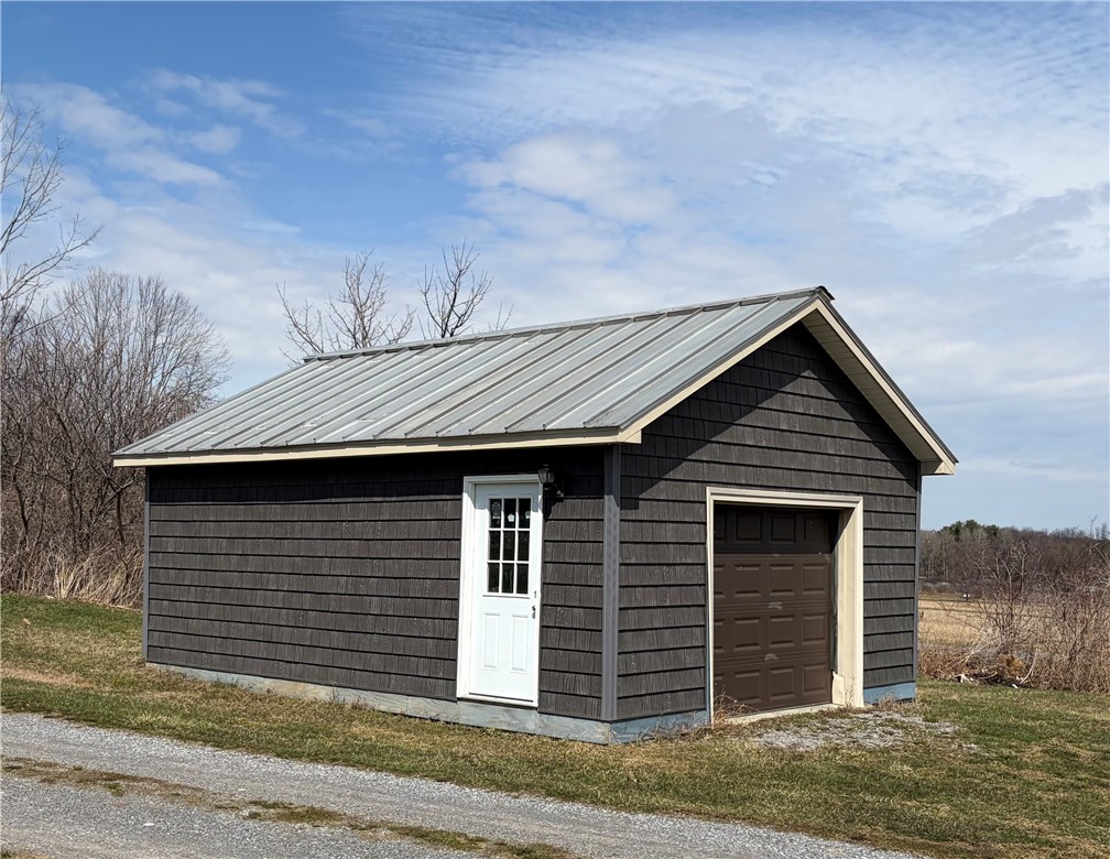 4700 State Rte 21 Canandaigua Town, NY 14424 - Photo 33 of 35