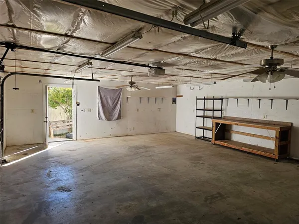 a view of a garage