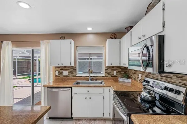 $3,500 | 2301 Millcreek Court, Valrico, FL 33596