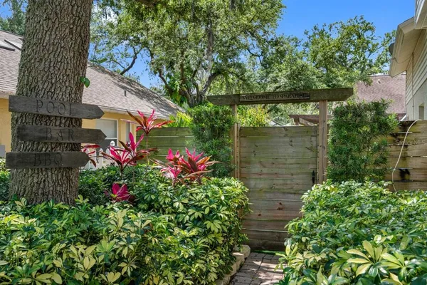 $3,500 | 2301 Millcreek Court, Valrico, FL 33596