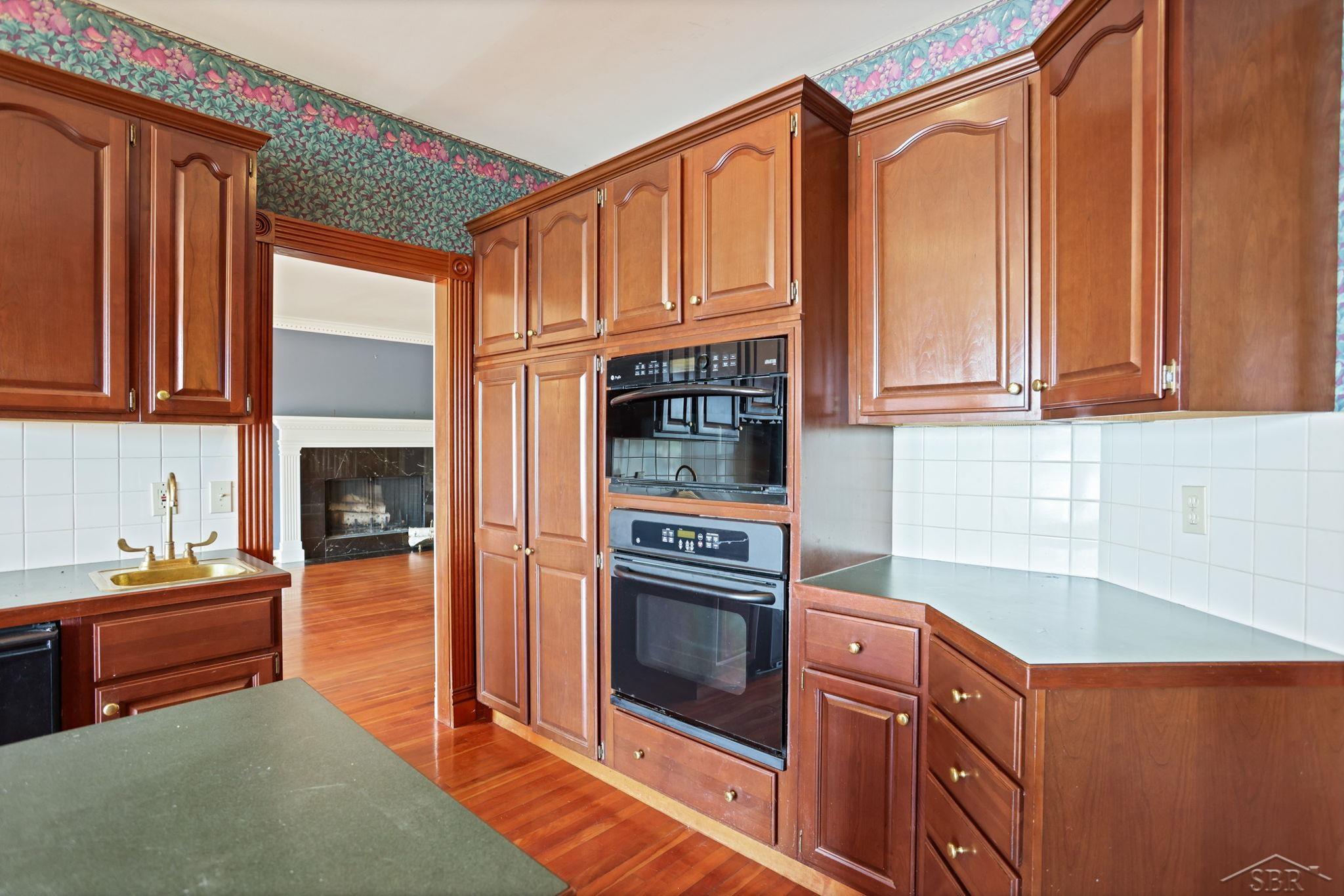 1555 South Graham Road Saginaw, MI 48609 - Photo 18 of 99 50150457-8885211a-74e9-428d-ae03-fda11ba82b1f.JPG
