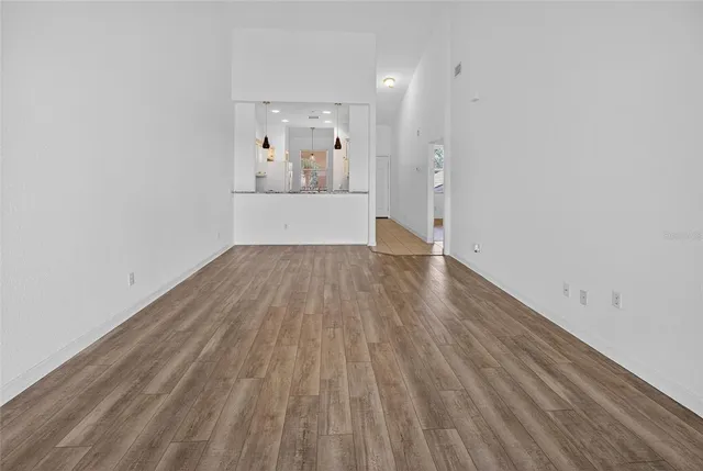 $224,000 | 819 Fairwaycove Lane, Unit 203, Bradenton, FL 34212