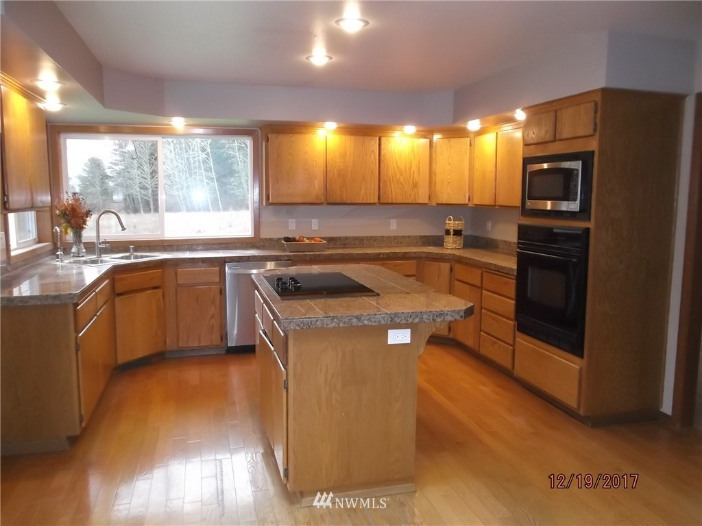 1150 West Waterloo Road Oak Harbor, WA 98277 - Photo 11 of 25 Gallery Image 11