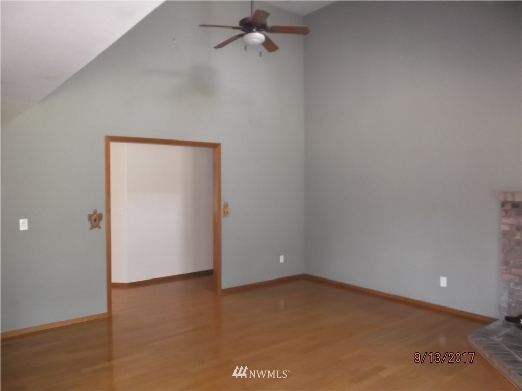 1150 West Waterloo Road Oak Harbor, WA 98277 - Photo 16 of 25 Gallery Image 16