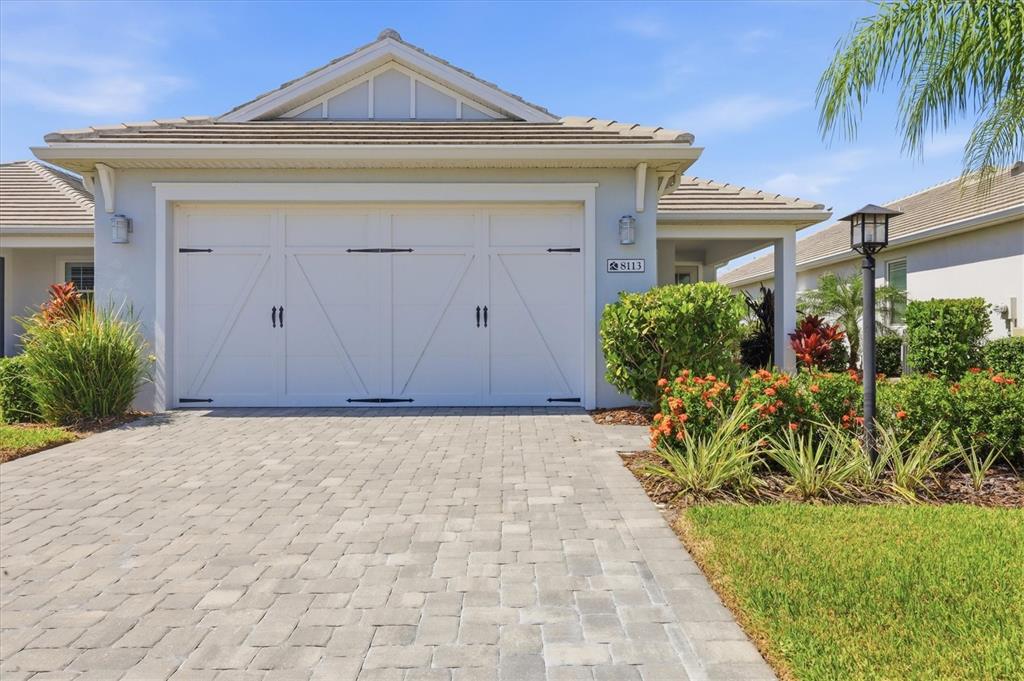 8113 Sternway Road Sarasota, FL 34240 - Photo 1 of 85