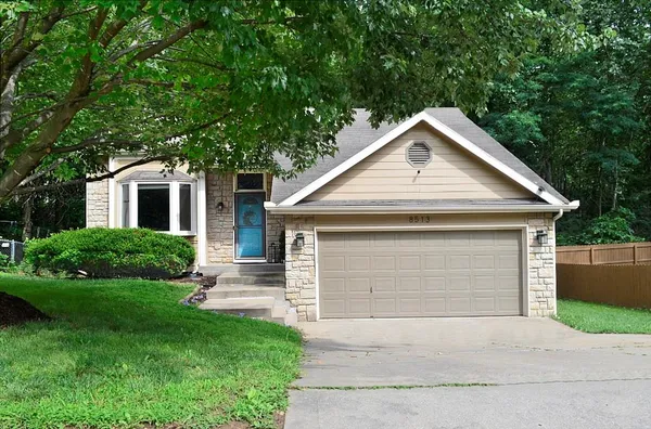$310,000 | 8513 Northwest 81st Terrace, Kansas City, MO 64152