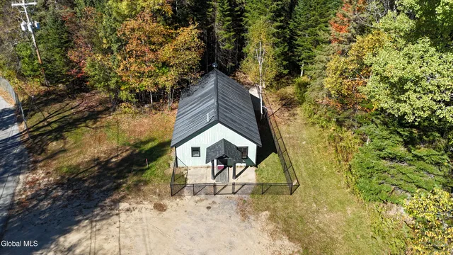 $249,000 | 110 Black Bear Lane, Indian Lake, NY 12842