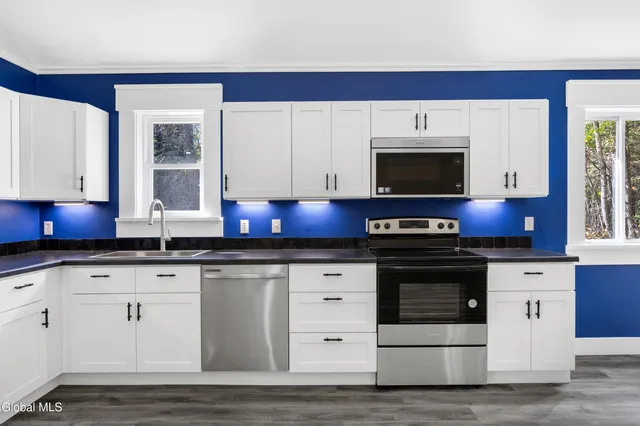 $249,000 | 110 Black Bear Lane, Indian Lake, NY 12842