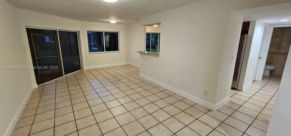 $2,900 | 9220 Northwest 9th Place, Unit 1, Plantation, FL 33324