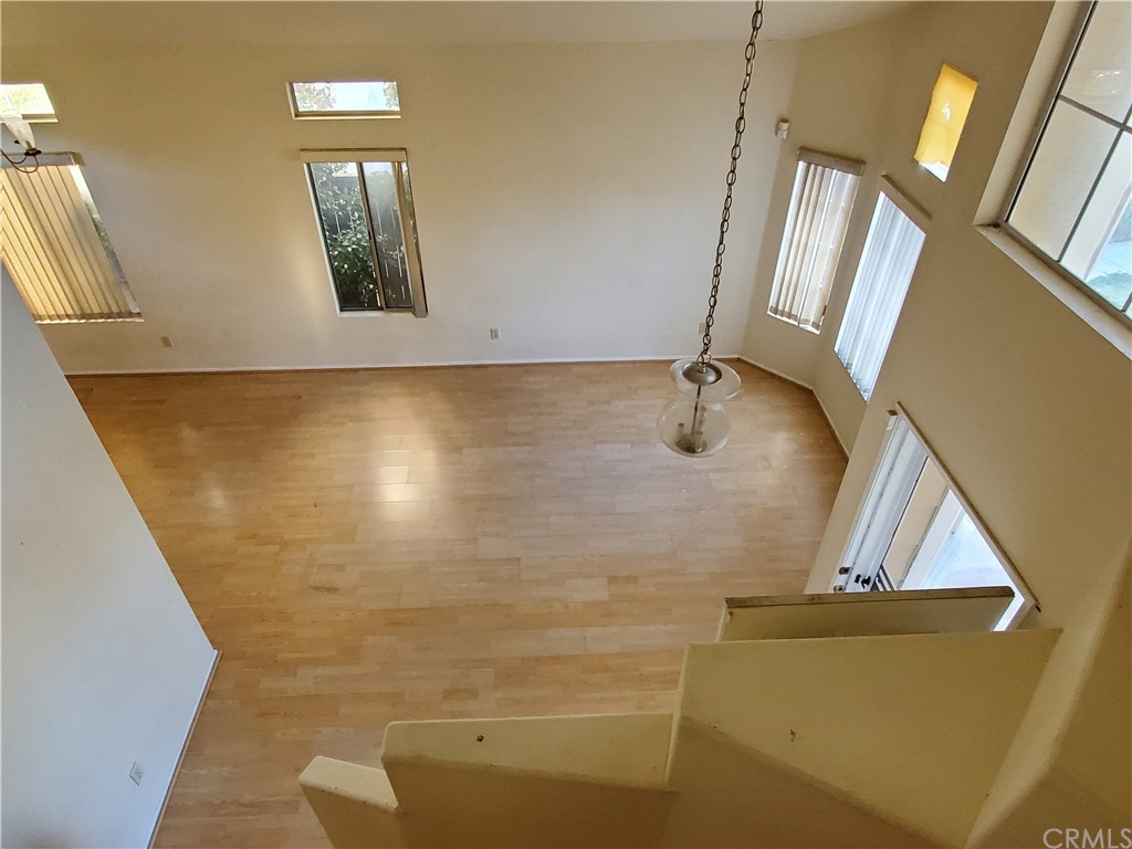 39837 Falcon Way Murrieta, CA 92562 - Photo 8 of 12 a bathroom with a shower