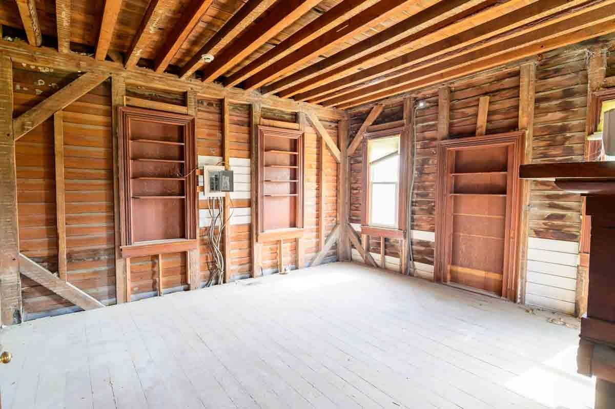 4976 Ross West Road Dunn, NC 28334 - Photo 5 of 20 a view of an empty room with a balcony