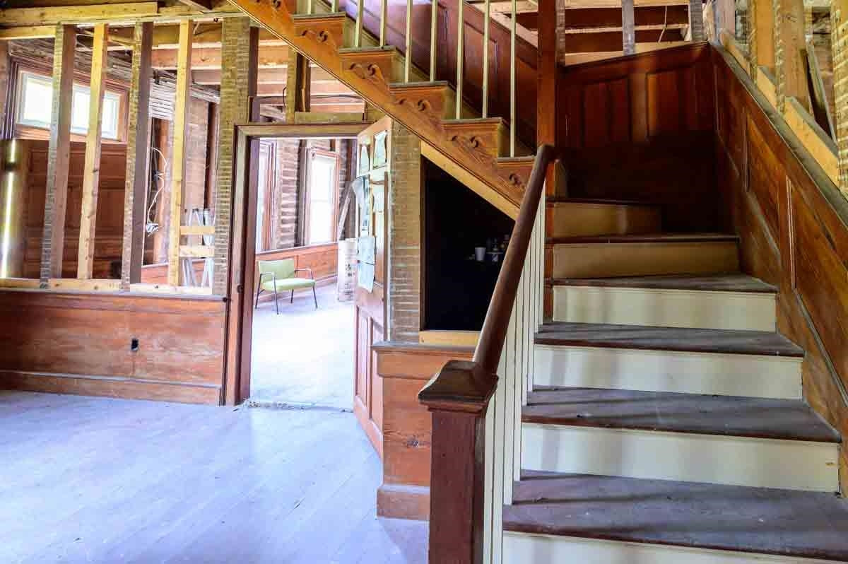 4976 Ross West Road Dunn, NC 28334 - Photo 7 of 20 a view of an entryway