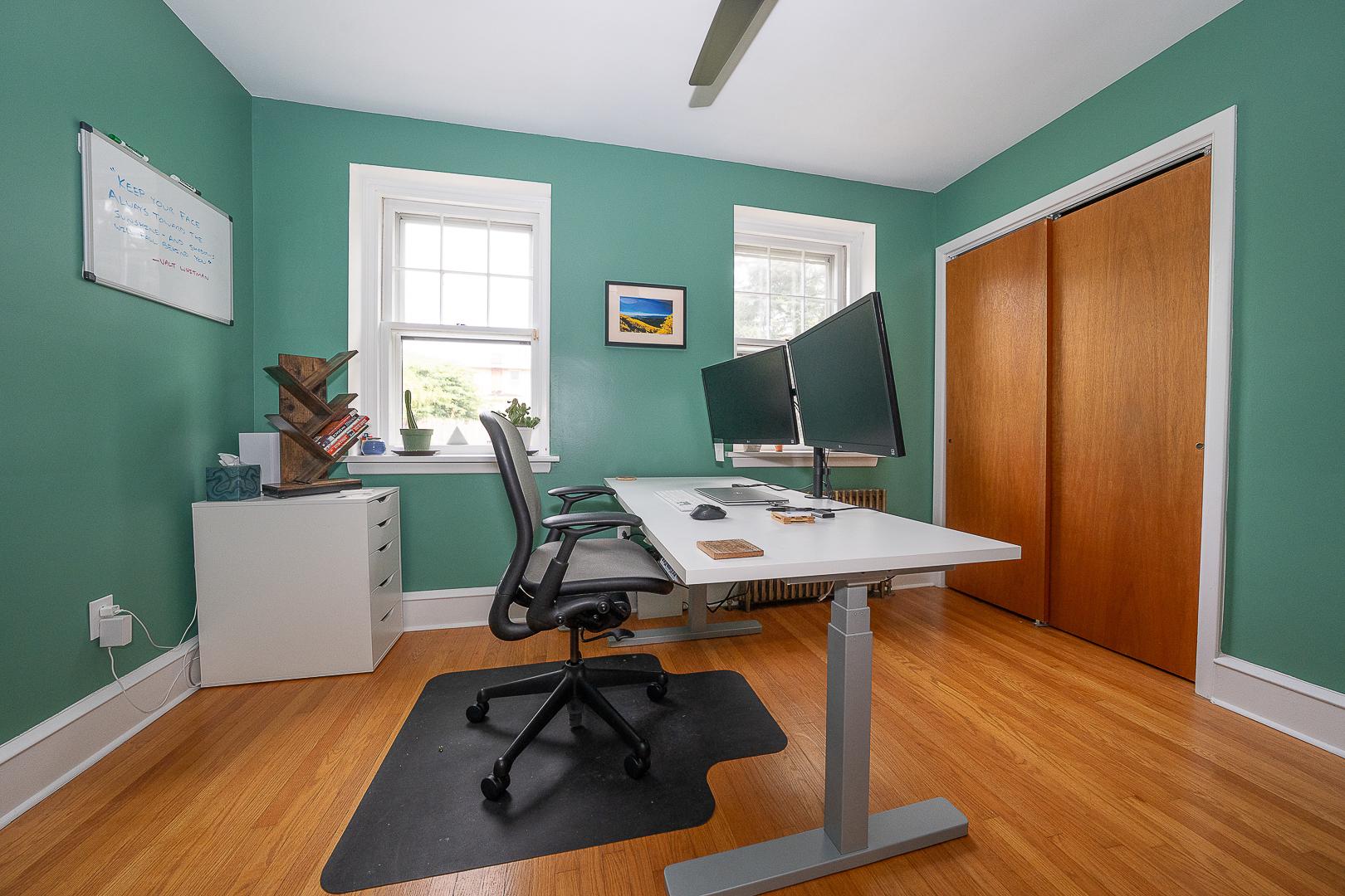 625 Cheswick Road Philadelphia, PA 19128 - Photo 20 of 59 First bedroom/office