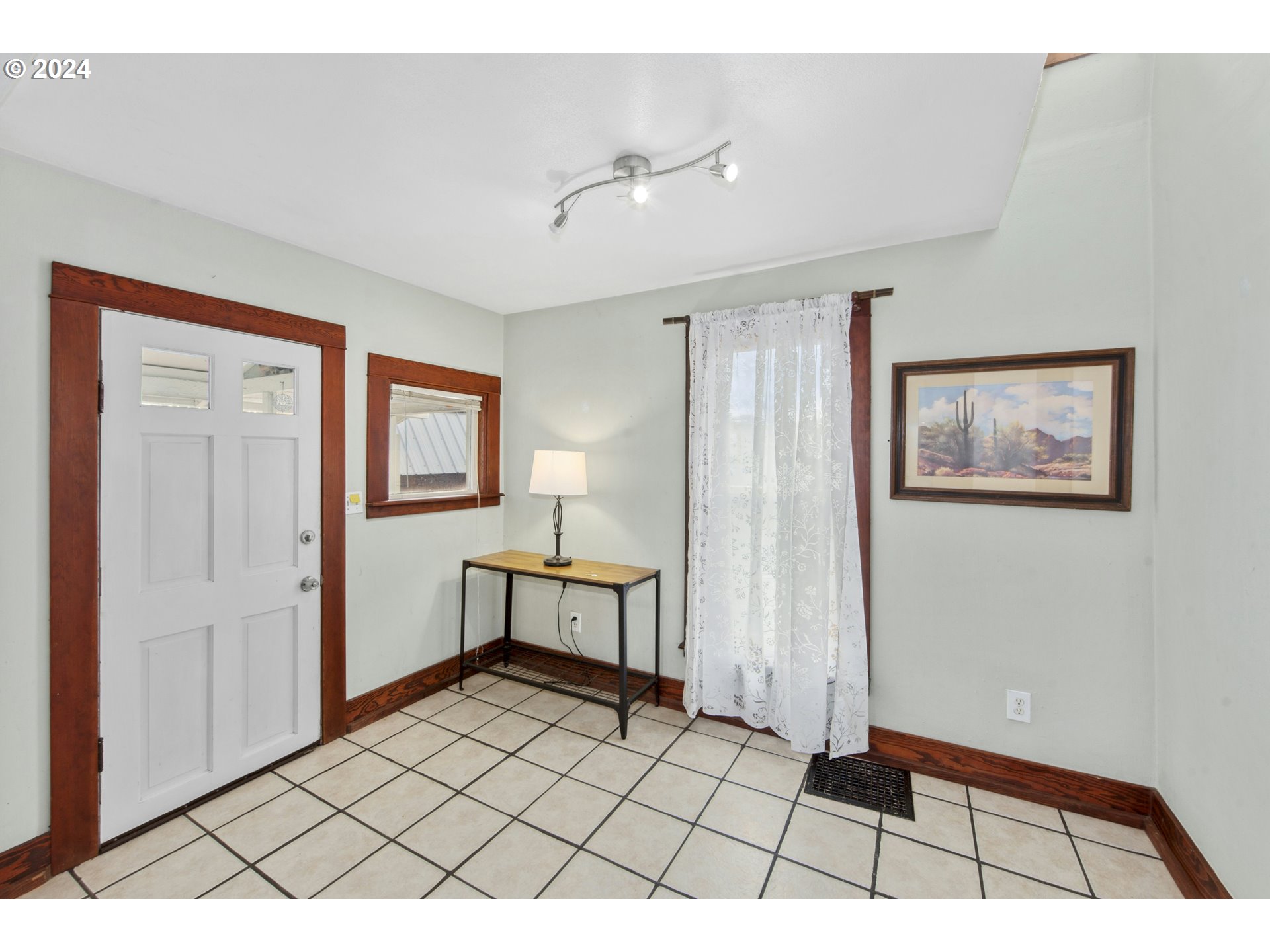 610 Northeast Webster Street Portland, OR 97211 - Photo 17 of 31
