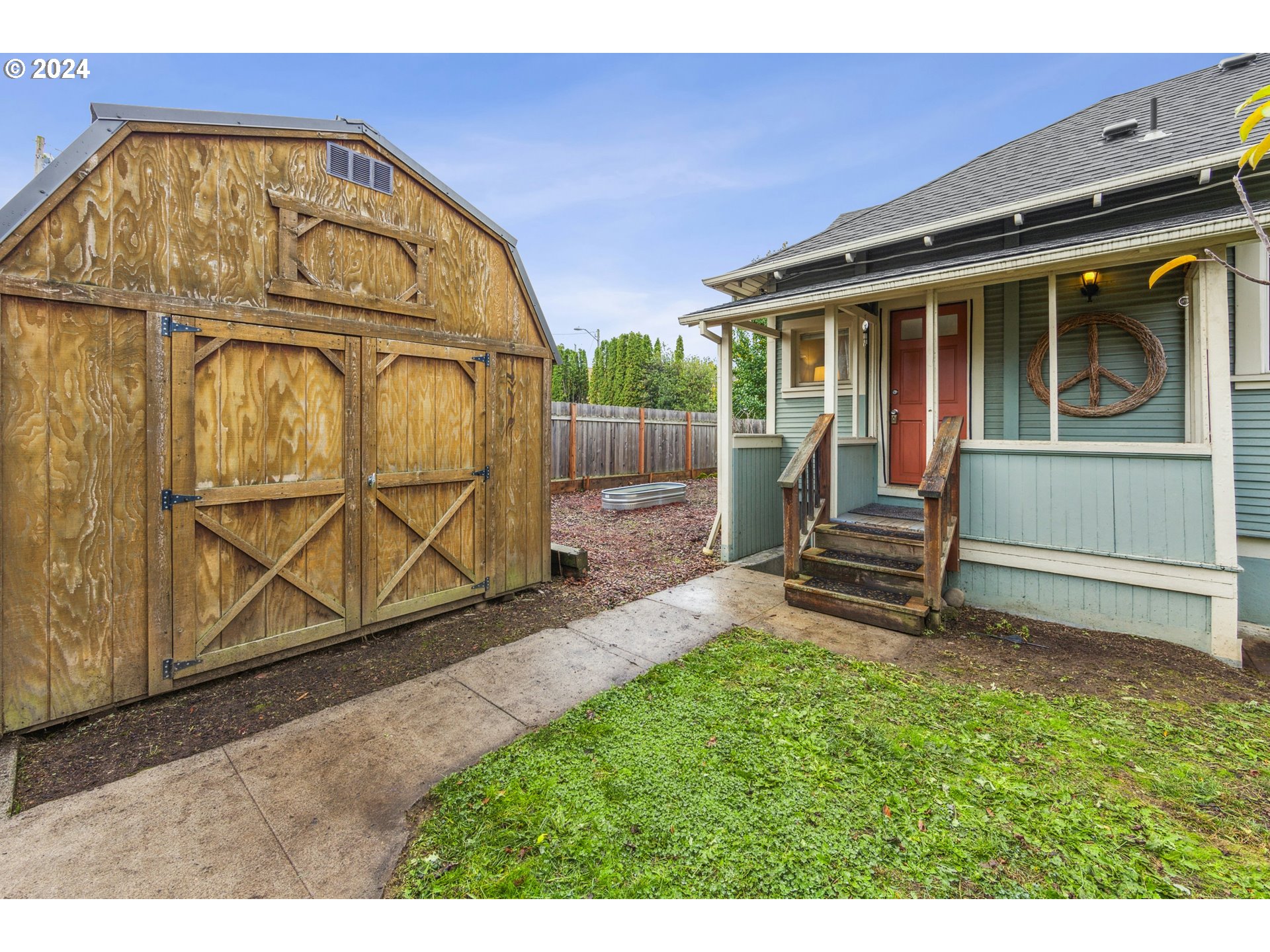 610 Northeast Webster Street Portland, OR 97211 - Photo 29 of 31