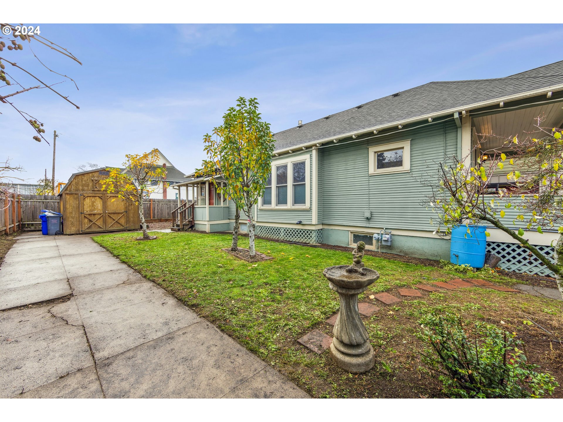 610 Northeast Webster Street Portland, OR 97211 - Photo 5 of 31