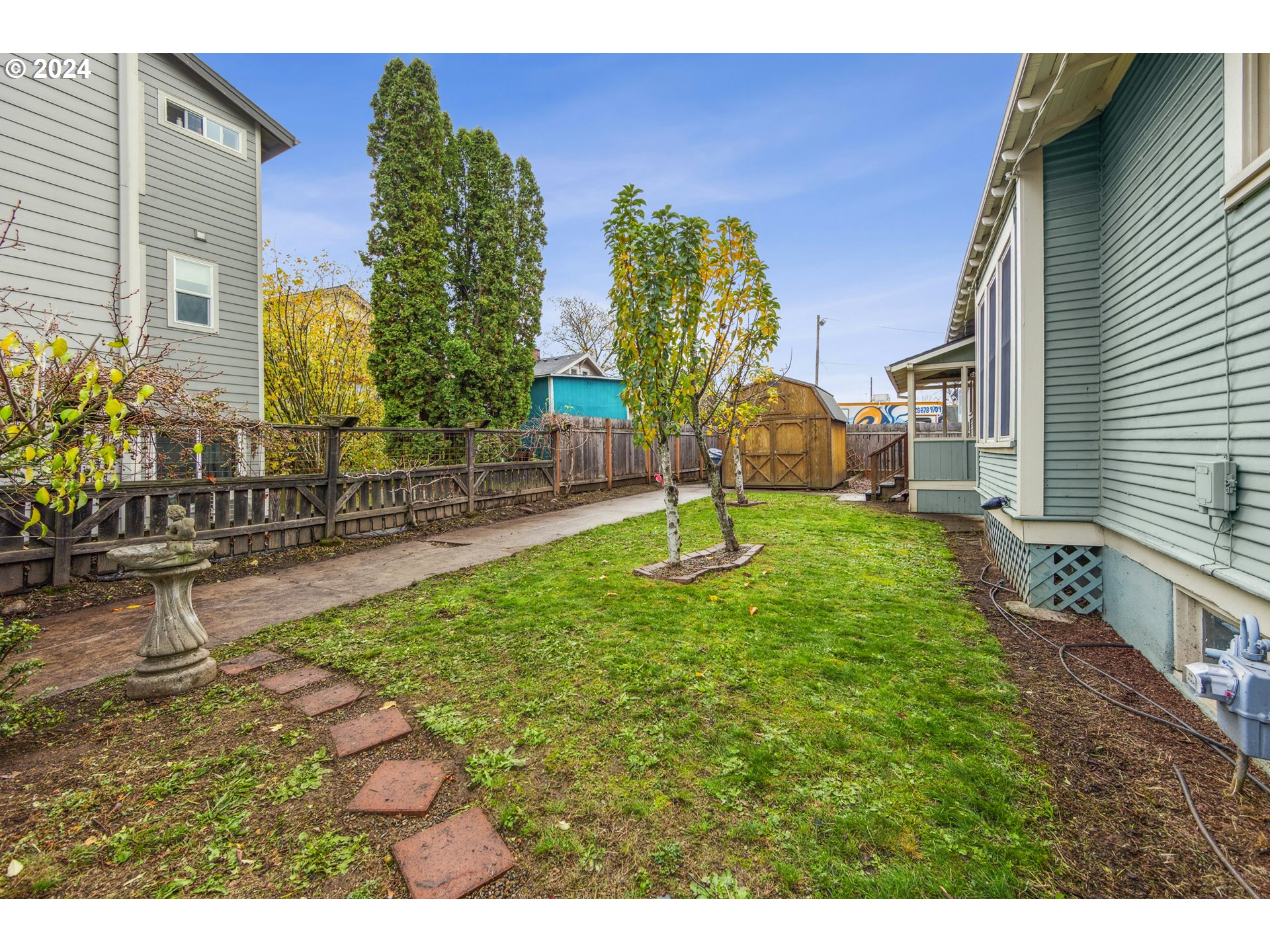 610 Northeast Webster Street Portland, OR 97211 - Photo 6 of 31