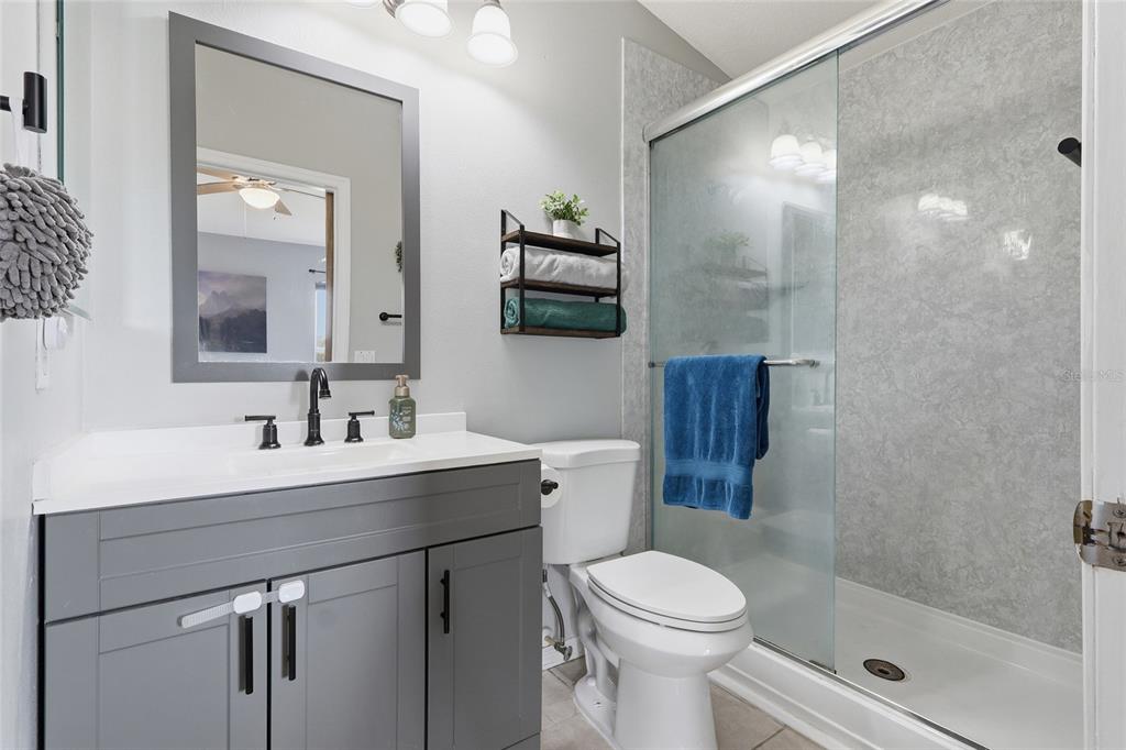 1048 Lake Shore Ranch Drive Seffner, FL 33584 - Photo 14 of 18