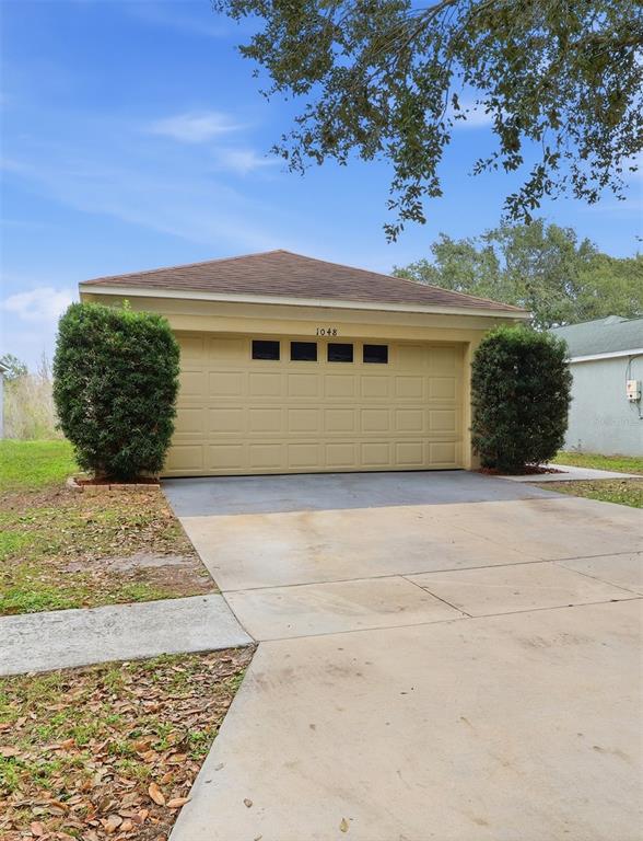 1048 Lake Shore Ranch Drive Seffner, FL 33584 - Photo 17 of 18