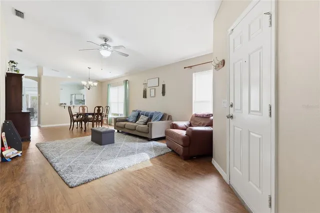 $309,900 | 1048 Lake Shore Ranch Drive, Seffner, FL 33584