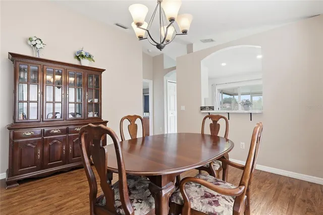 $309,900 | 1048 Lake Shore Ranch Drive, Seffner, FL 33584