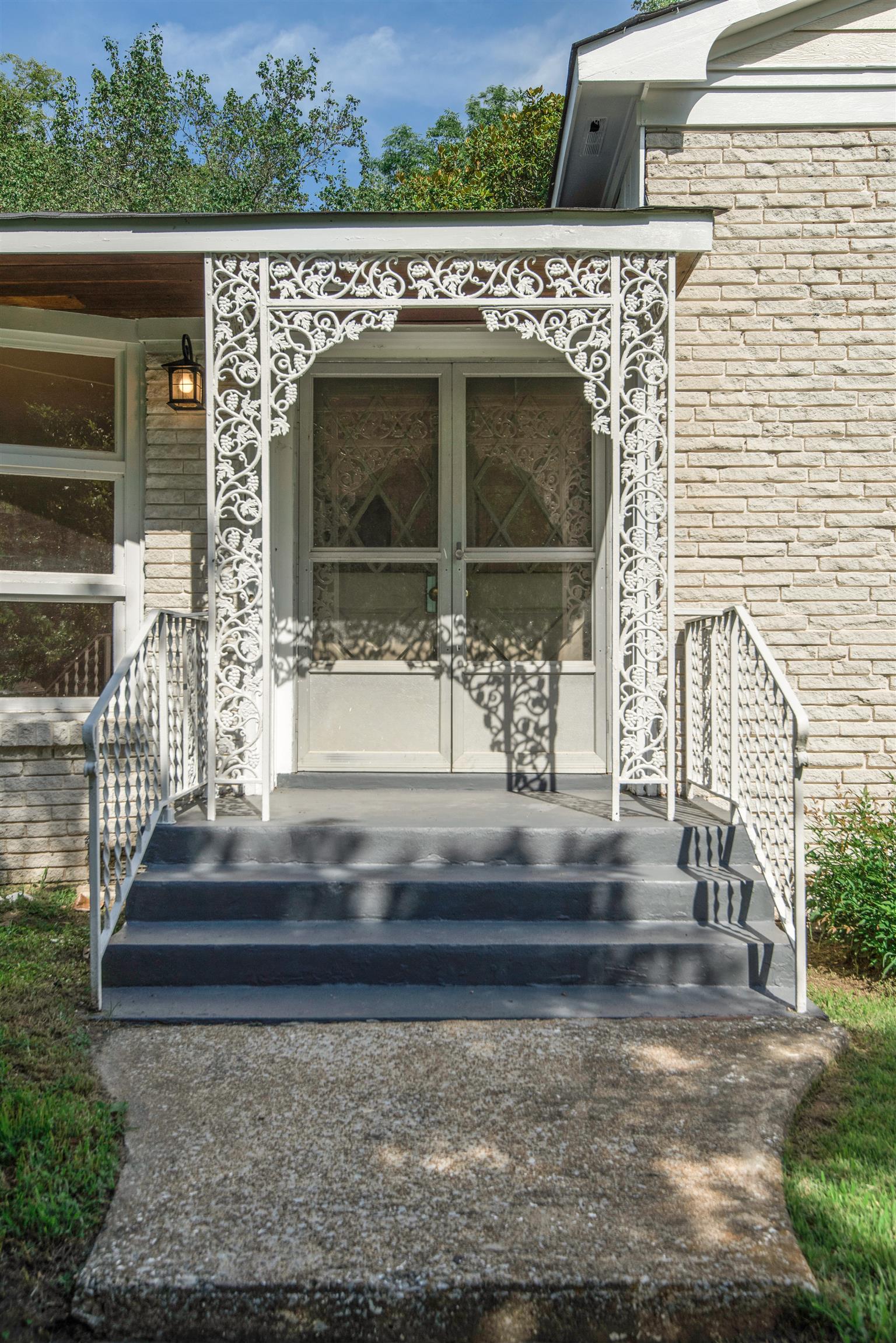 110 Dabney Drive Franklin, TN 37064 - Photo 2 of 25 a view of a house with a porch