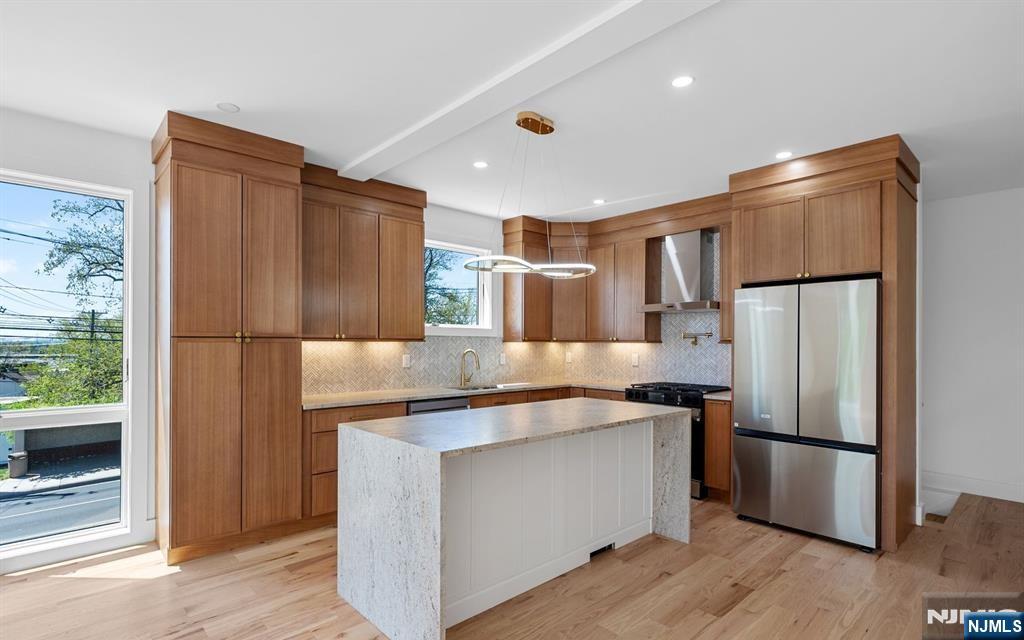 853 Pleasant View Terrace, Unit 1 Ridgefield, NJ 07657 - Photo 7 of 22
