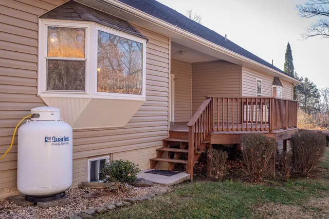 $599,900 | 987 Riverside Drive, Luray, VA 22835