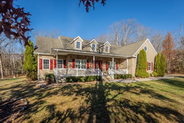 $599,900 | 987 Riverside Drive, Luray, VA 22835