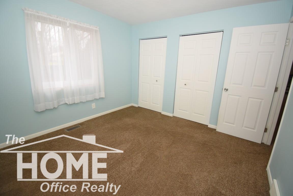 205 East Rolfe Street Perry, MI 48872 - Photo 12 of 27