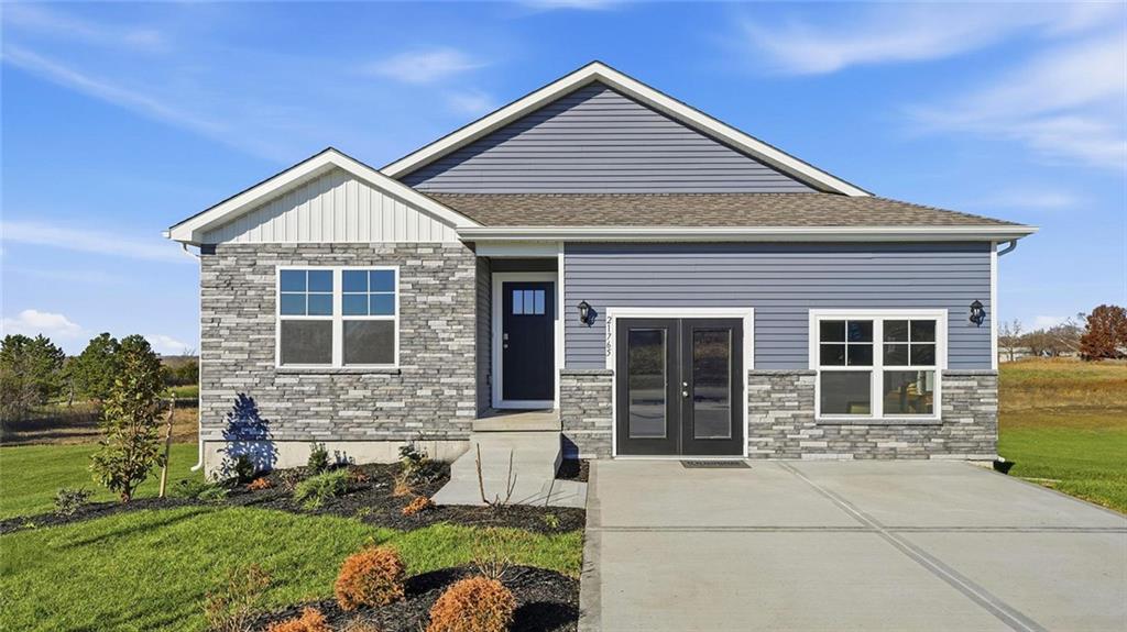 21765 South Madison Street Spring Hill, KS 66083 - Photo 1 of 27