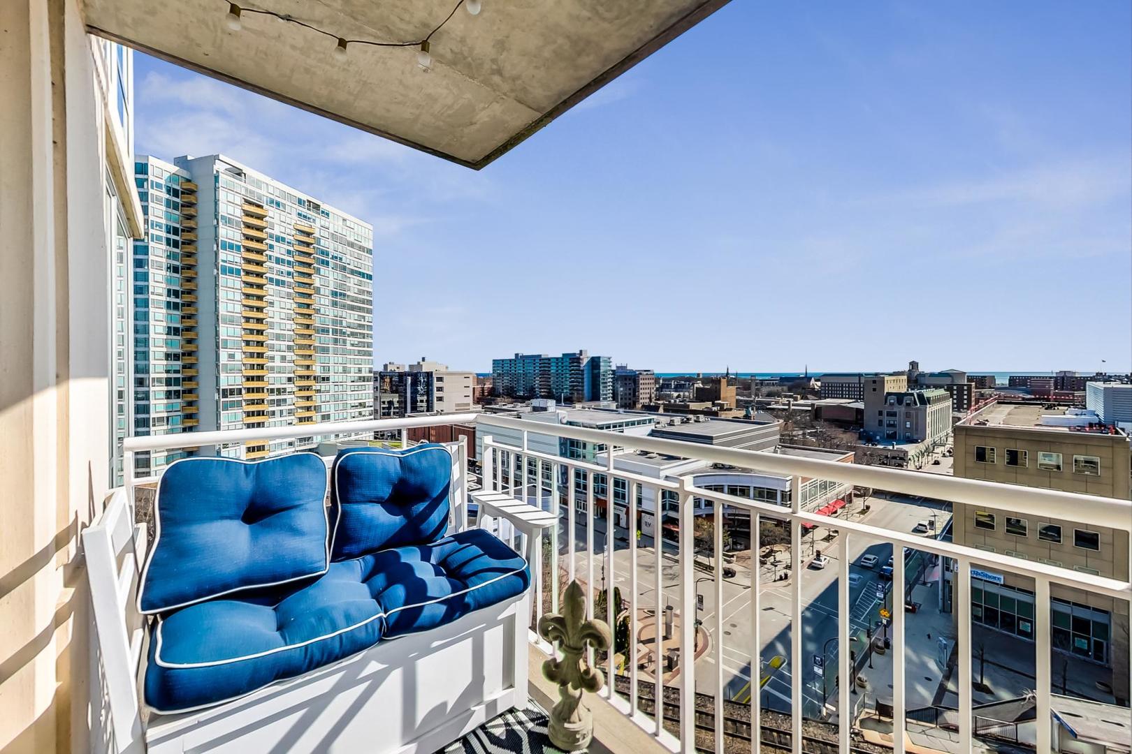 1640 Maple Avenue, Unit 1101 Evanston, IL 60201 - Photo 19 of 43