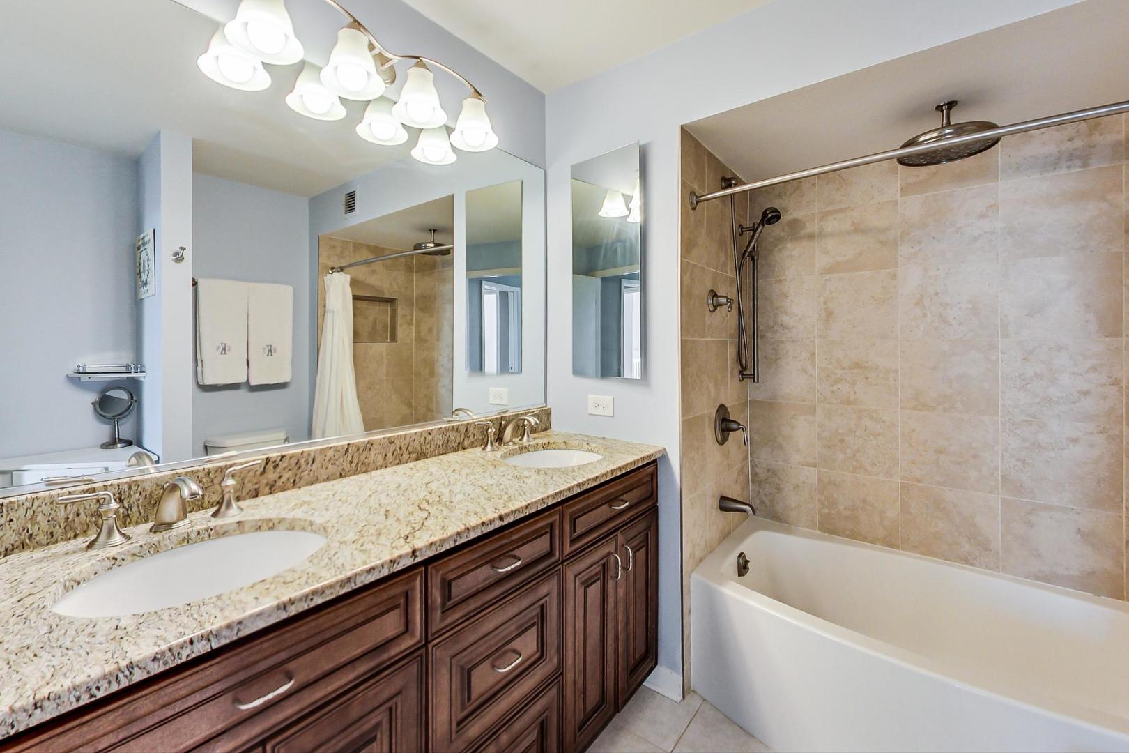 1640 Maple Avenue, Unit 1101 Evanston, IL 60201 - Photo 25 of 43