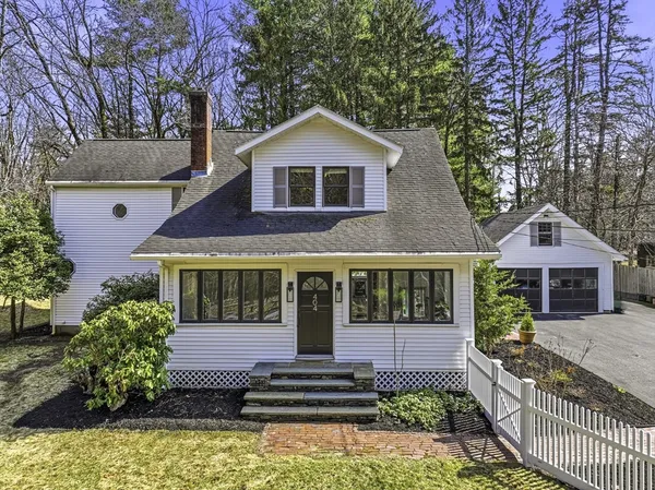 $750,000 | 404 Wattaquadock Hill Road, Bolton, MA 01740