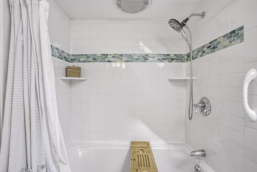 404 Wattaquadock Hill Road Bolton, MA 01740 - Photo 22 of 35