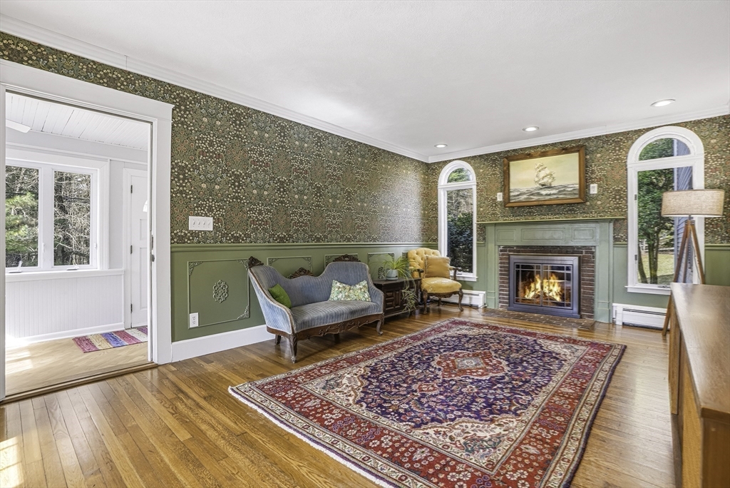 404 Wattaquadock Hill Road Bolton, MA 01740 - Photo 7 of 35