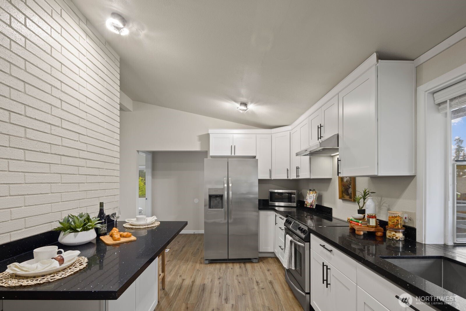 16049 Southeast 131st Street Renton, WA 98059 - Photo 12 of 29