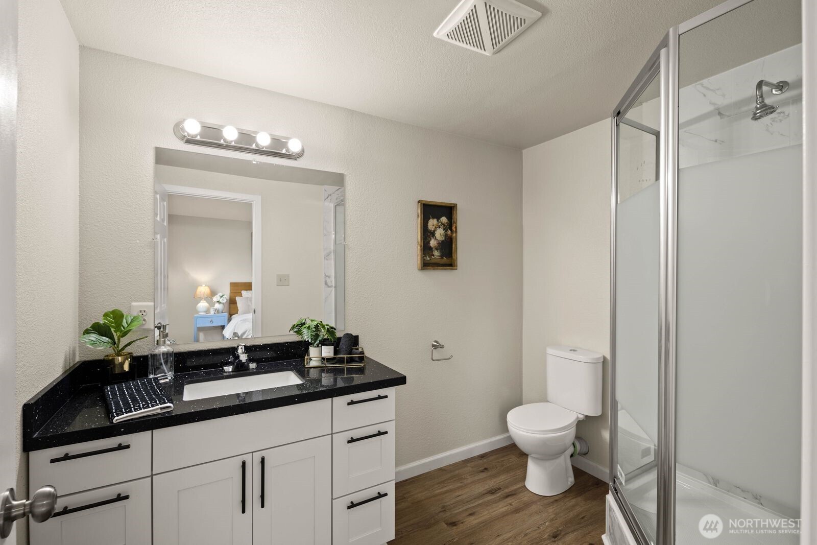 16049 Southeast 131st Street Renton, WA 98059 - Photo 5 of 29