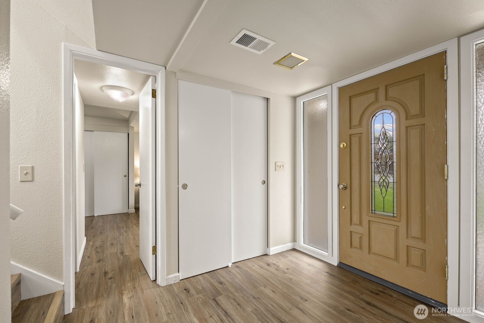 16049 Southeast 131st Street Renton, WA 98059 - Photo 7 of 29