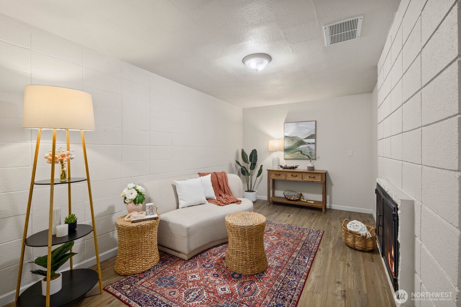 16049 Southeast 131st Street Renton, WA 98059 - Photo 8 of 29