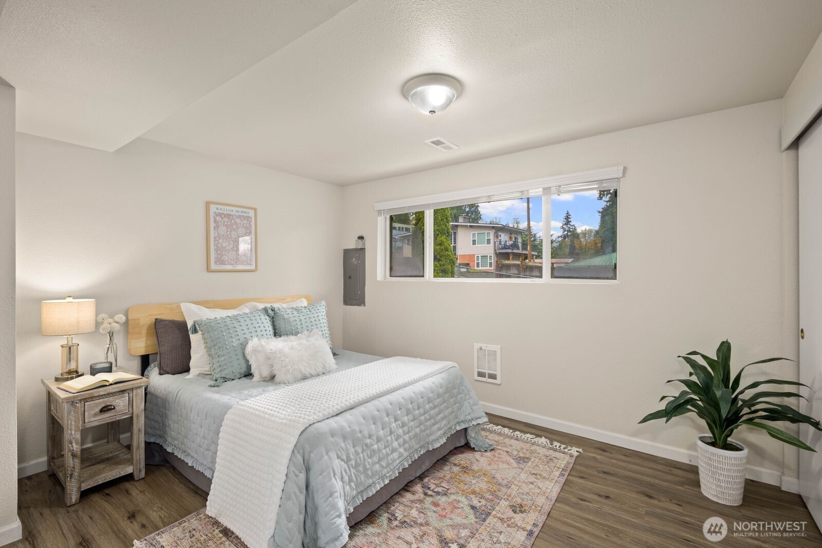 16049 Southeast 131st Street Renton, WA 98059 - Photo 9 of 29