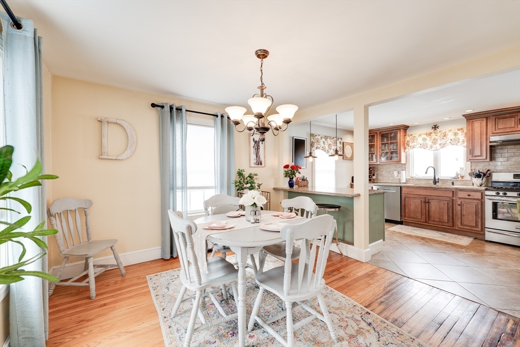 115 Grove Street West Springfield, MA 01089 - Photo 17 of 34