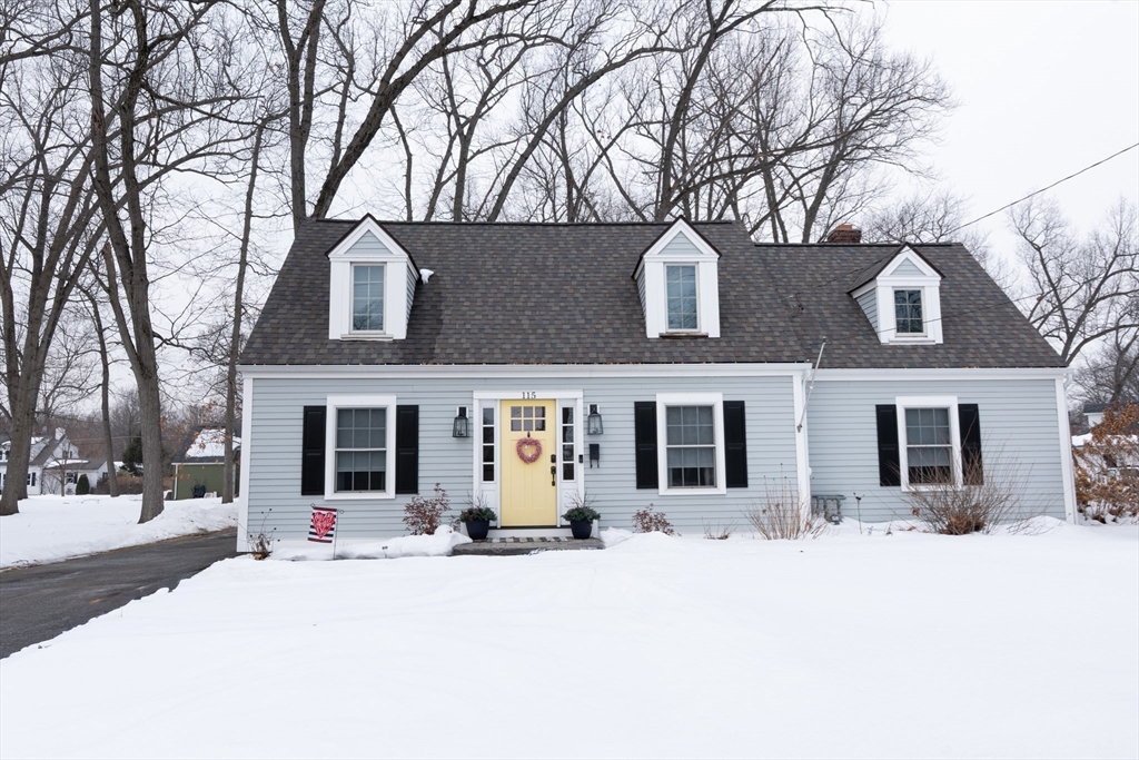 115 Grove Street West Springfield, MA 01089 - Photo 2 of 34