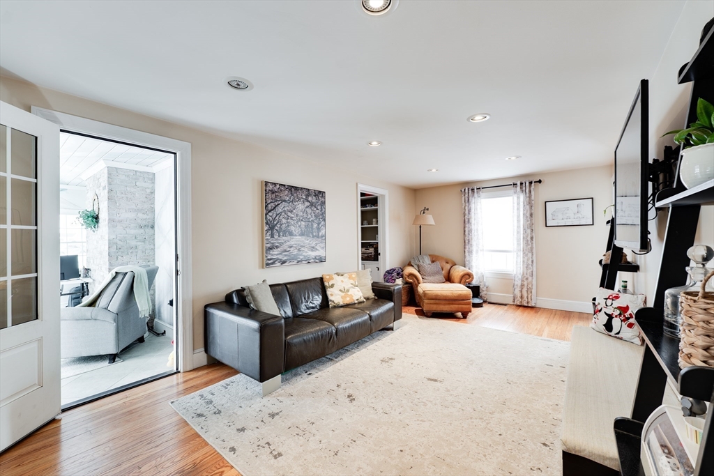 115 Grove Street West Springfield, MA 01089 - Photo 28 of 34