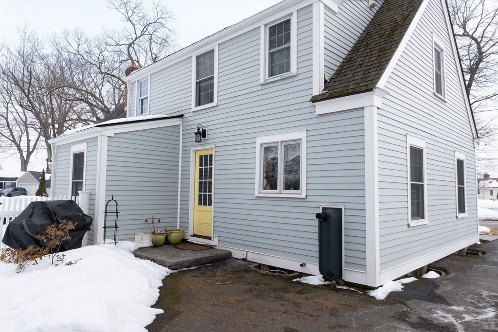 115 Grove Street West Springfield, MA 01089 - Photo 33 of 34