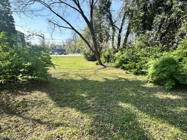 $19,975 | 1907 East Green Drive, High Point, NC 27260
