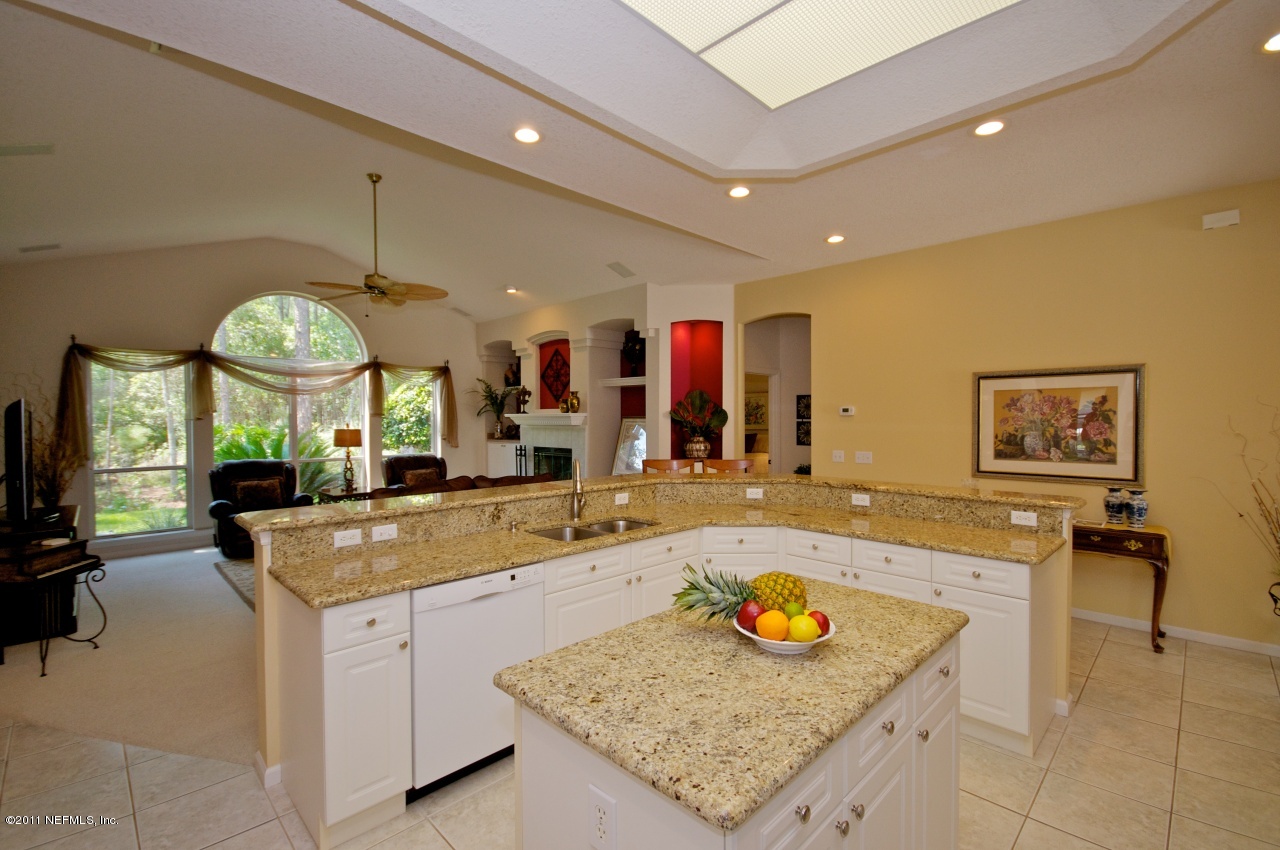 Kitchen to FR