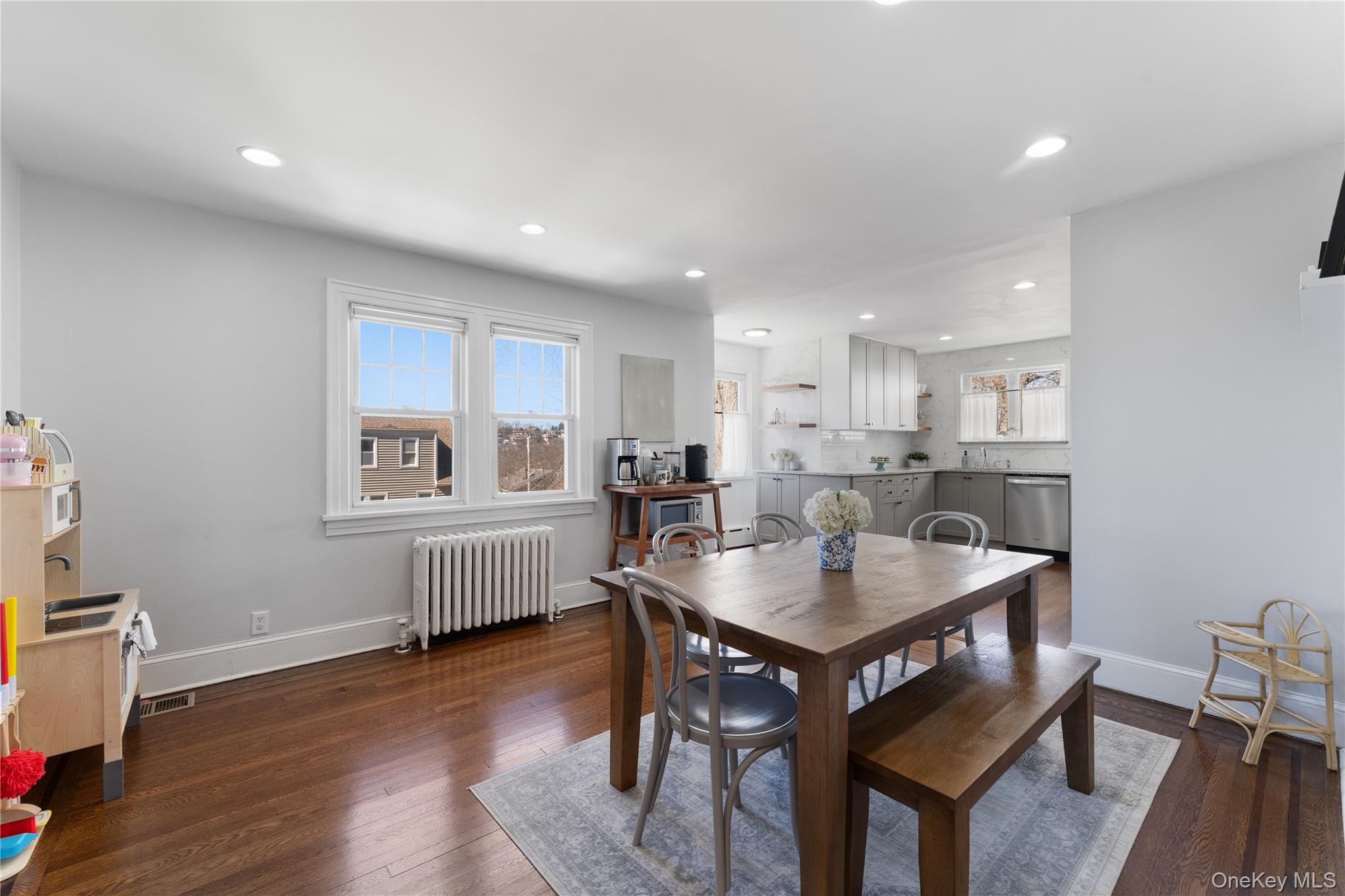 9 Rutgers Place Scarsdale, NY 10583 - Photo 9 of 28
